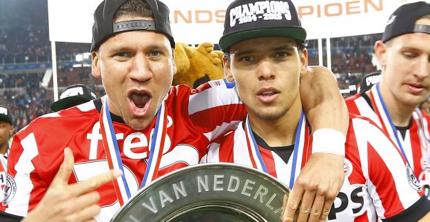 'PSV dreigt vaste waarde te verliezen en heeft nieuwe verdediger op het oog'