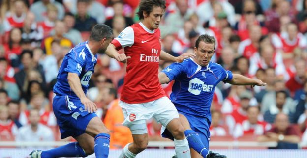 Rosicky keert na tropenjaren bij Dortmund en Arsenal terug op oude nest