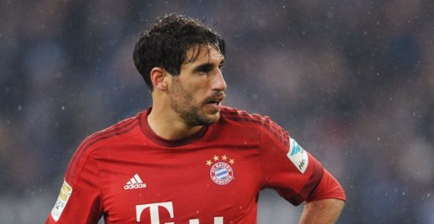 Bayern-spelers gooien olie op het vuur: 'Scheidsrechters laten veel toe bij ze'