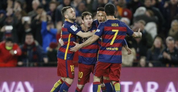 Messi leidt Barcelona met hattrick naar historische overwinning in Spanje