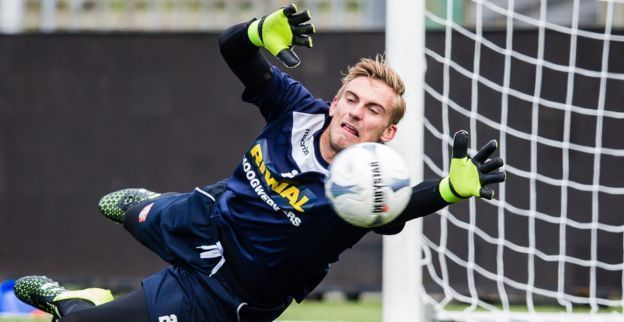 Jonge Ajax-doelman keert na mislukt halfjaar per direct terug naar Amsterdam