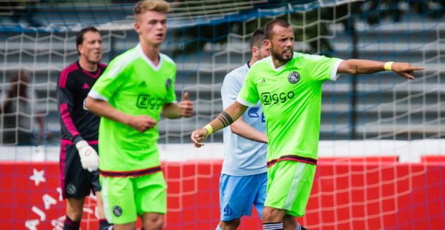 Verloren Ajax-zoon geniet van terugkeer: 'Heerlijk om dit shirt weer te dragen'
