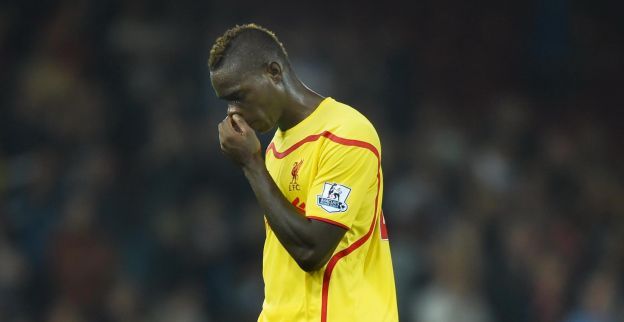 Balotelli verder in de problemen: politie onderzoekt vermeende bedreigingen