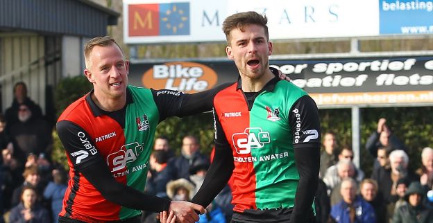 NEC gaat onverstoorbaar verder, Jong Ajax succesvol in Amsterdam