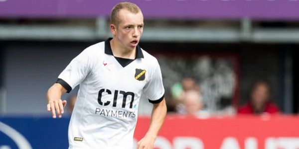 Pikante broederstrijd in Breda: 'Ook al moet hij mij daarvoor een tikkie geven'
