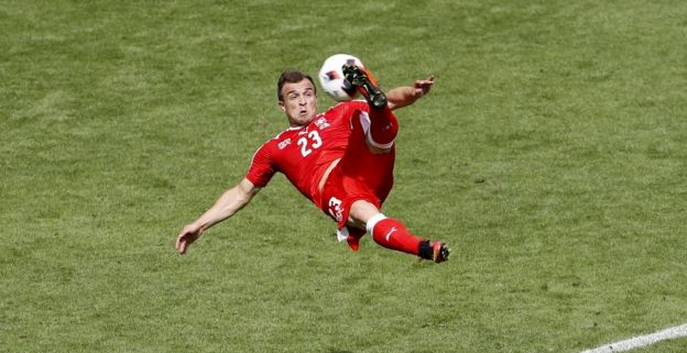 Shaqiri reageert op Dortmund-geruchten: 'Wil volgend jaar meer scoren'