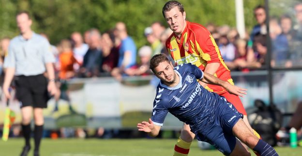 FC Utrecht mogelijk op zoek naar nieuwe back na enorme domper