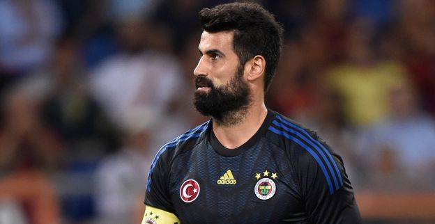Turkse voorzitter wil af van bebaarde voetballers: Ik ben klaar met de UEFA