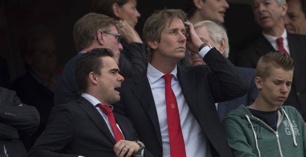 "De Technisch Directeur Van Ajax Wordt Op Dit Moment Overgoten Met Drek ...