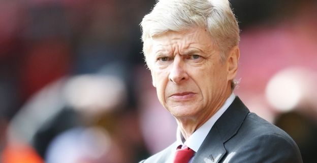 Probleem voor Wenger: slechts één fitte centrumverdediger beschikbaar