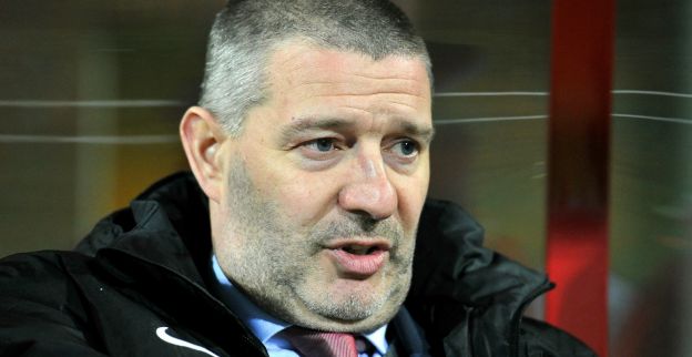 Coach van geplaagde club leeft in onzekerheid: 'In principe niet verlengd'