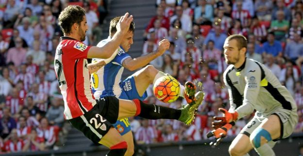PSV in gesprek met Mexicaanse verdediger: Het is allemaal informeel