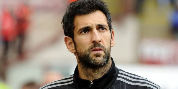 'Keeperscarrousel draait rond: Koeman slaat toe in Londen, Chelsea in Milaan'