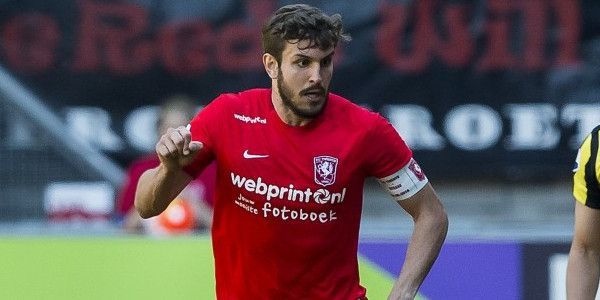 Betis 'topclub' voor Braziliaan: Twente wil hem ten koste van alles houden