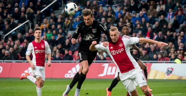 Consequenties zichtbaar bij Ajax: Om te zien of je weer op je bek gaat