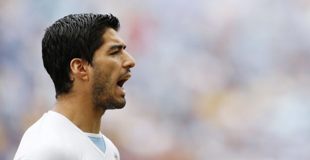 Withete Suarez mag niet invallen en ziet dat Uruguay al uitgeschakeld is in Copa