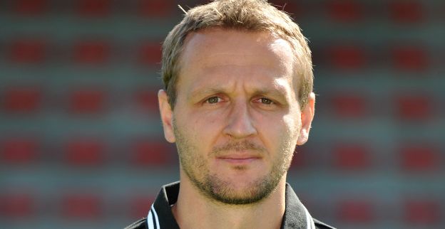 Interim-trainer zonder diploma mag van UEFA op de bank zitten bij Standard