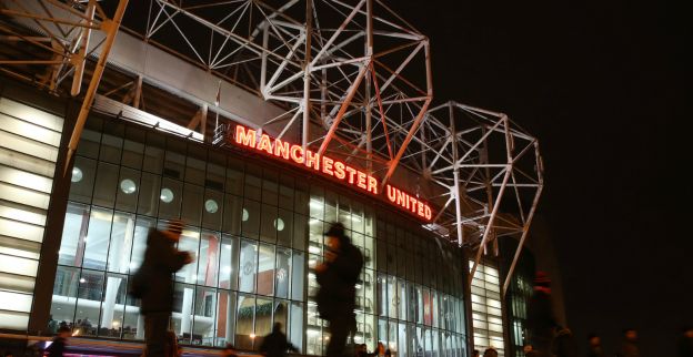 Ex-Ajacied maakt indruk in Manchester: Verder dan leeftijdsgenoten