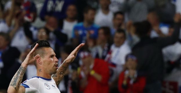 Hamsik wees Europese grootmacht af: 'Hij is een God in Napels'