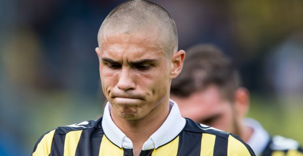 Vitesse-miskoop stelt zich voor in Italië: Ik ben een type Fernando Torres