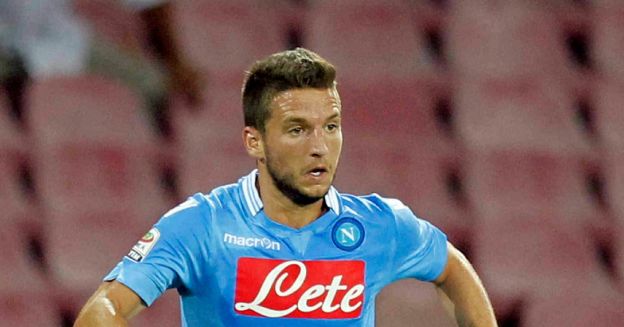 Groep I: Uitblinker Mertens helpt Napoli langs beul van PEC Zwolle