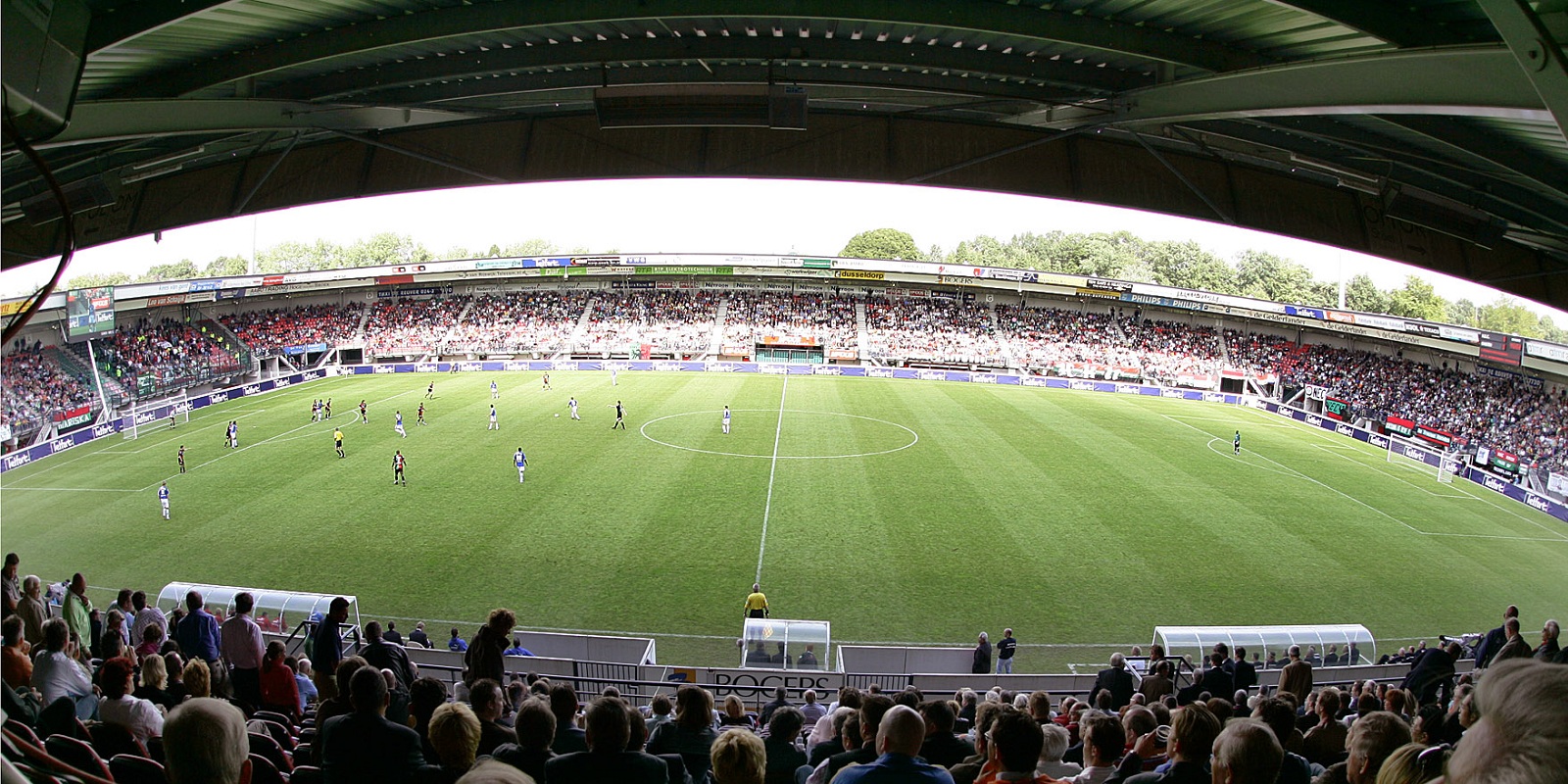 NEC contracteert Duitse aanvaller Hemlein