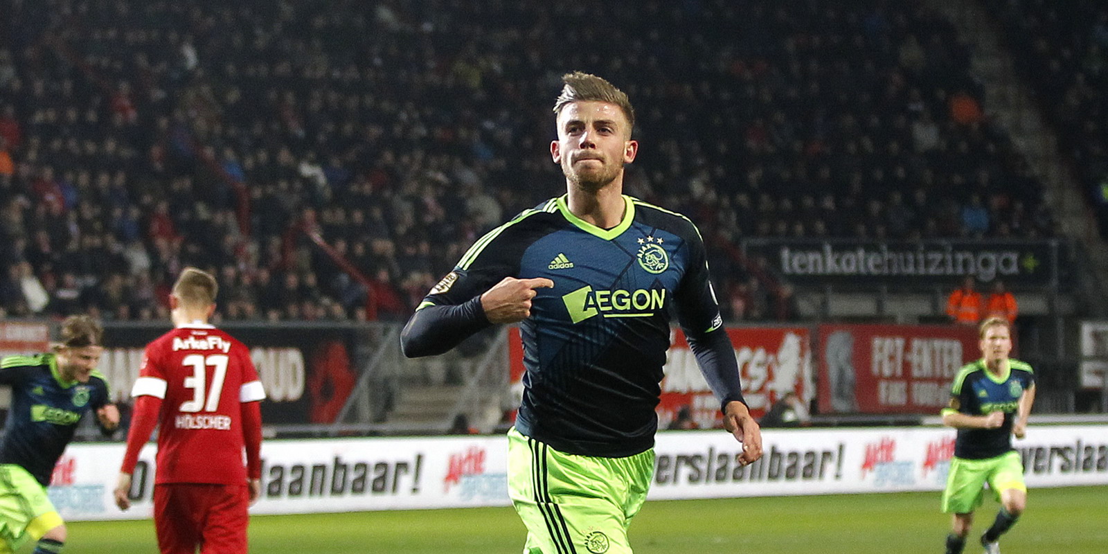 "Vraagprijs Ajax voor Alderweireld beetje hoog ...