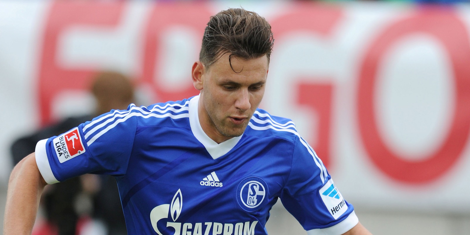 Schalke-spits Szalai: Ga Huntelaar trots maken